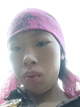 Snapshot of Khanhu_xx chatting on 03/01/26, 09:00 Khanhu xx online show from 03/01/26, 09:00