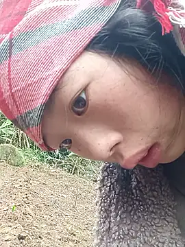 Snapshot of Khanhu_xx chatting on 03/10/26, 01:43 Khanhu xx online show from 03/10/26, 01:43