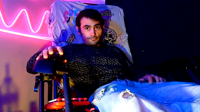 highinhtxx online show from 12/15/25, 12:15