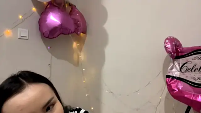 CarollFalick online show from 10/25/25, 12:13