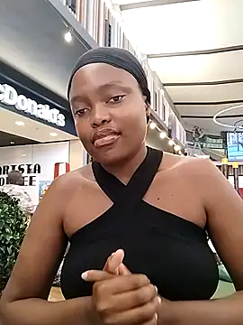 Snapshot of SexyValentinaXX chatting on 10/08/25, 07:50 SexyValentinaXX online show from 10/08/25, 07:50