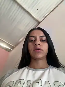 Snapshot of miluwatson chatting on 02/11/26, 08:25 miluwatson online show from 02/11/26, 08:25