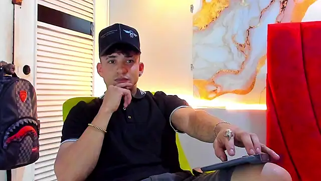 daniscot online show from 12/18/25, 03:45