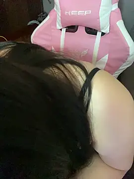 Snapshot of Gina999 chatting on 10/06/25, 07:28 Gina999 online show from 10/06/25, 07:28