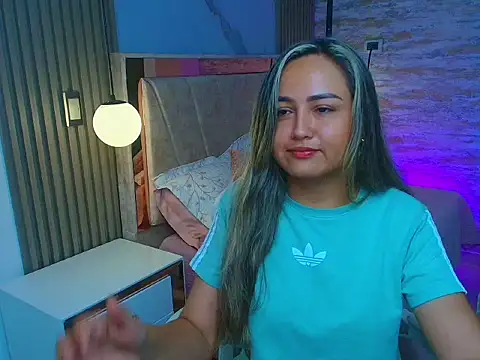 lila cute1 online show from 10/07/25, 11:29