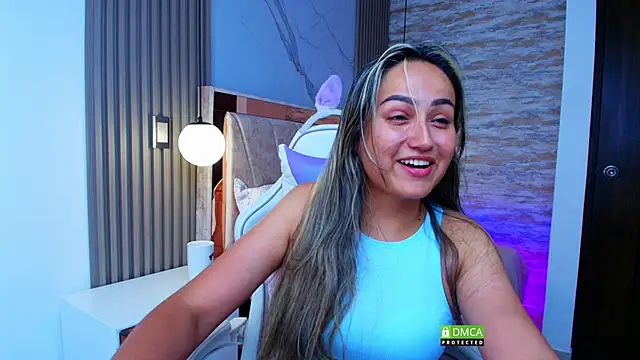 lila cute1 online show from 10/22/25, 03:34