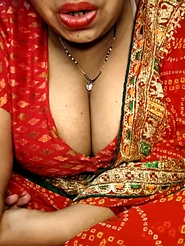 Snapshot of Hot__bhabhi_99 chatting on 06/02/26, 03:52 Hot bhabhi 99 online show from 06/02/26, 03:52
