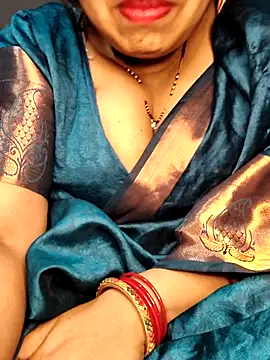 Snapshot of Hot__bhabhi_99 chatting on 06/21/26, 03:53 Hot bhabhi 99 online show from 06/21/26, 03:53