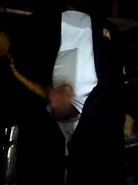 Snapshot of morenito_00987 chatting on 02/23/26, 04:21 morenito 00987 online show from 02/23/26, 04:21