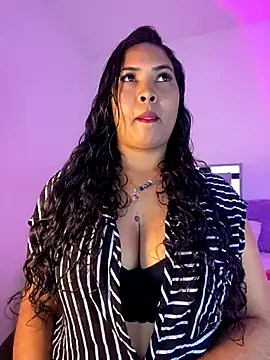 EmilyZuits online show from 12/20/25, 10:39