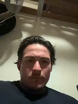 Snapshot of itsthecatchh chatting on 09/30/25, 05:12 itsthecatchh online show from 09/30/25, 05:12