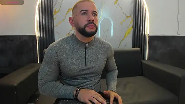 Snapshot of isaac_franko chatting on 11/10/25, 09:03 isaac franko online show from 11/10/25, 09:03