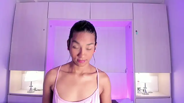 AnahiCollins online show from 04/29/26, 11:36
