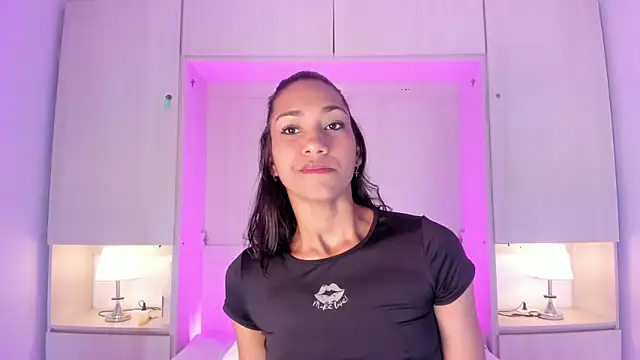 AnahiCollins online show from 06/14/26, 11:45