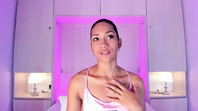 AnahiCollins online show from 06/16/26, 11:35