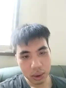 Snapshot of henry9933 chatting on 11/01/25, 10:50 henry9933 online show from 11/01/25, 10:50