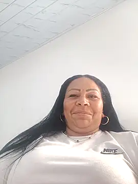 Snapshot of Dirty_Candy chatting on 10/06/25, 01:30 Dirty Candy online show from 10/06/25, 01:30