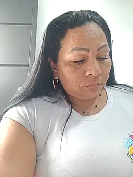 Snapshot of Dirty_Candy chatting on 10/10/25, 01:32 Dirty Candy online show from 10/10/25, 01:32