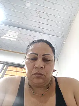 Snapshot of Dirty_Candy chatting on 10/19/25, 07:25 Dirty Candy online show from 10/19/25, 07:25