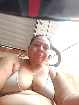 Snapshot of Dirty_Candy chatting on 10/27/25, 01:26 Dirty Candy online show from 10/27/25, 01:26