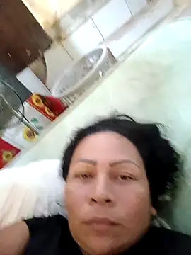 Snapshot of Dirty_Candy chatting on 11/17/25, 04:35 Dirty Candy online show from 11/17/25, 04:35