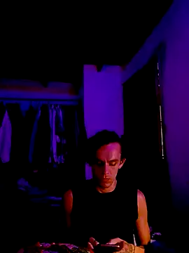 Snapshot of monroedelrey chatting on 12/14/25, 10:14 monroedelrey online show from 12/14/25, 10:14