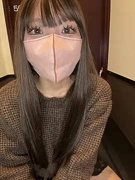 Snapshot of Riria_xx chatting on 11/21/25, 02:10 Riria xx online show from 11/21/25, 02:10