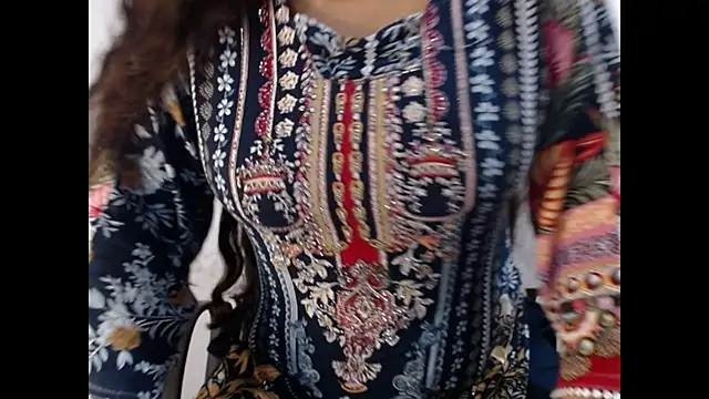 sexy yuvi online show from 10/01/25, 04:40