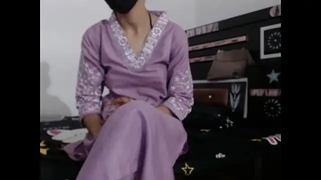 sexy yuvi online show from 10/21/25, 10:54