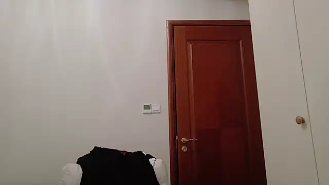 hangzi-0011 online show from 10/05/25, 11:08