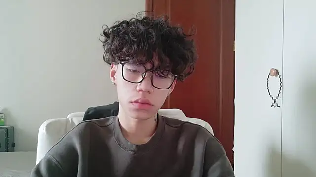 hangzi-0011 online show from 10/14/25, 07:31