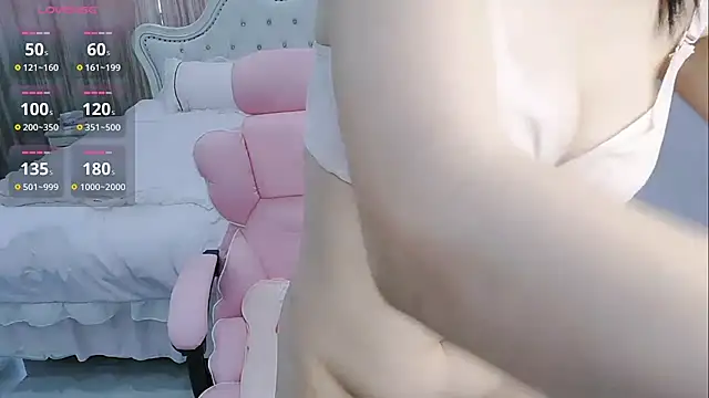 xiaokaixin online show from 10/11/25, 11:47