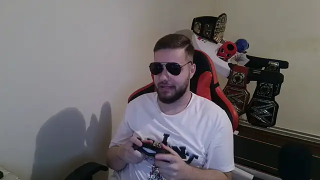 KingAdonisss online show from 11/04/25, 03:22