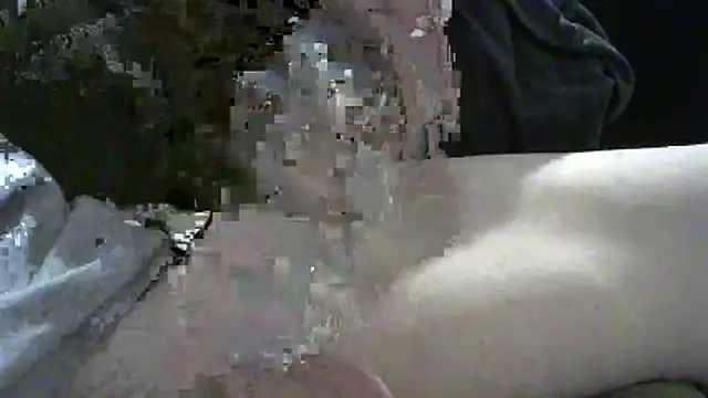 Snapshot of Farmall400 chatting on 12/22/25, 06:10 Farmall400 online show from 12/22/25, 06:10