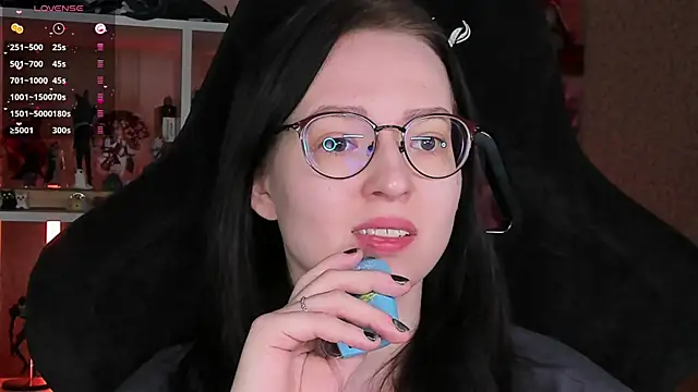 Snapshot of power_robynn chatting on 03/31/26, 12:05 power robynn online show from 03/31/26, 12:05