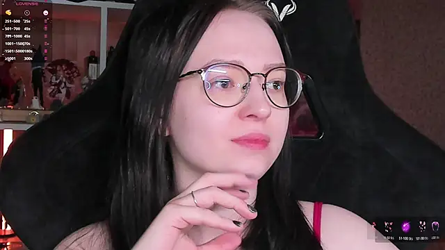 Snapshot of power_robynn chatting on 04/01/26, 01:23 power robynn online show from 04/01/26, 01:23