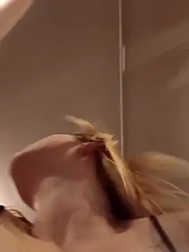 Snapshot of Queen2454 chatting on 02/27/26, 12:16 Queen2454 online show from 02/27/26, 12:16