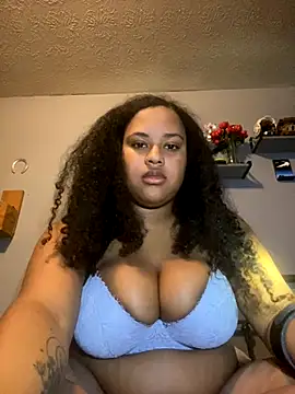 nicolette356 online show from 12/13/25, 10:48