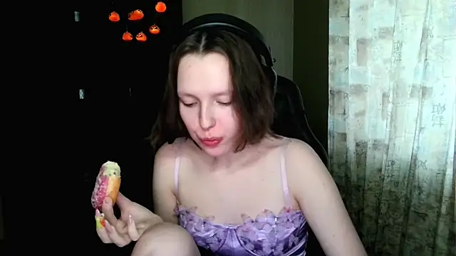 Diana-back online show from 12/21/25, 11:06