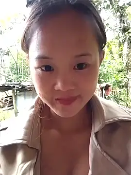 Alice wo online show from 10/26/25, 01:00