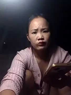 Alice wo online show from 11/08/25, 10:19