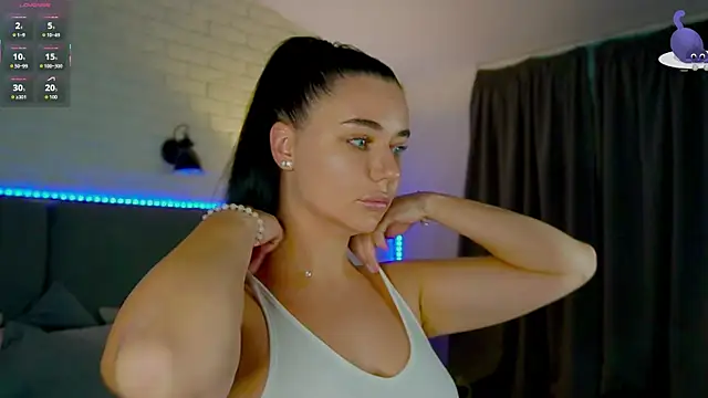 Snapshot of Black___Barbie chatting on 10/01/25, 07:31 Black Barbie online show from 10/01/25, 07:31