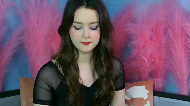 EvaSwen online show from 12/17/25, 09:54