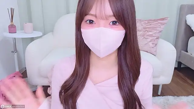 Seira  nn online show from 04/25/26, 01:36