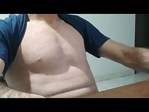 Snapshot of Garoto018 chatting on 01/13/26, 11:54 Garoto018 online show from 01/13/26, 11:54