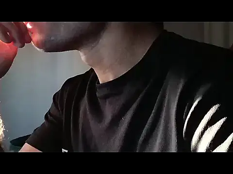 Snapshot of Garoto018 chatting on 03/16/26, 08:46 Garoto018 online show from 03/16/26, 08:46