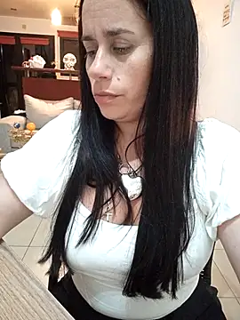 Snapshot of Amarteverdaderamente chatting on 12/03/25, 03:58 Amarteverdaderamente online show from 12/03/25, 03:58