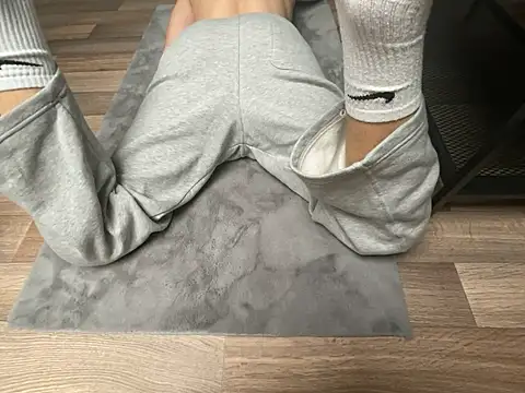 cuteboy19xxx online show from 10/24/25, 03:08