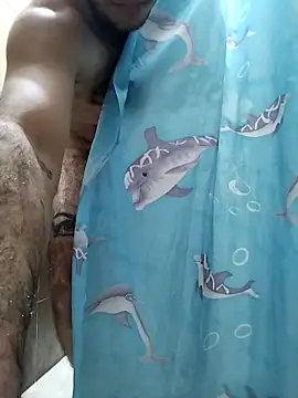 Snapshot of Valen_Squirt04 chatting on 12/17/25, 07:20 Valen Squirt04 online show from 12/17/25, 07:20