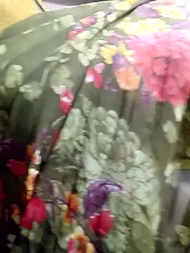 harinisree online show from 11/19/25, 03:06